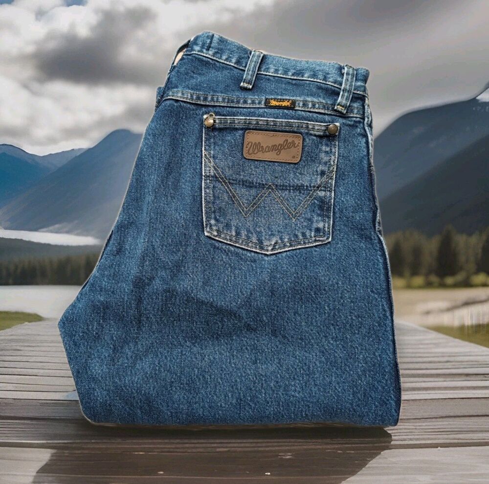 WRANGLER GEORGE STRAIT LOGO COWBOY CUT 13MGSHD MENS SIZE 34X30 EUC